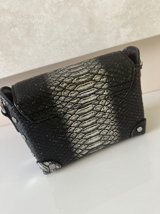 Официална дамска чанта