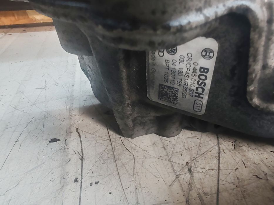 Pompa înaltă presiune audi A4 b8 2.0tdi 170cp