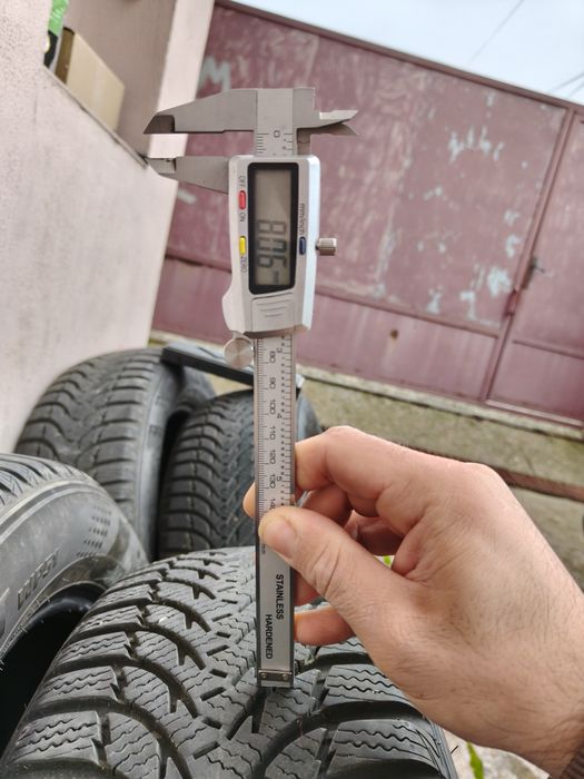 Зимни гуми Kumho 215 60 17 WP51 WinterCraft