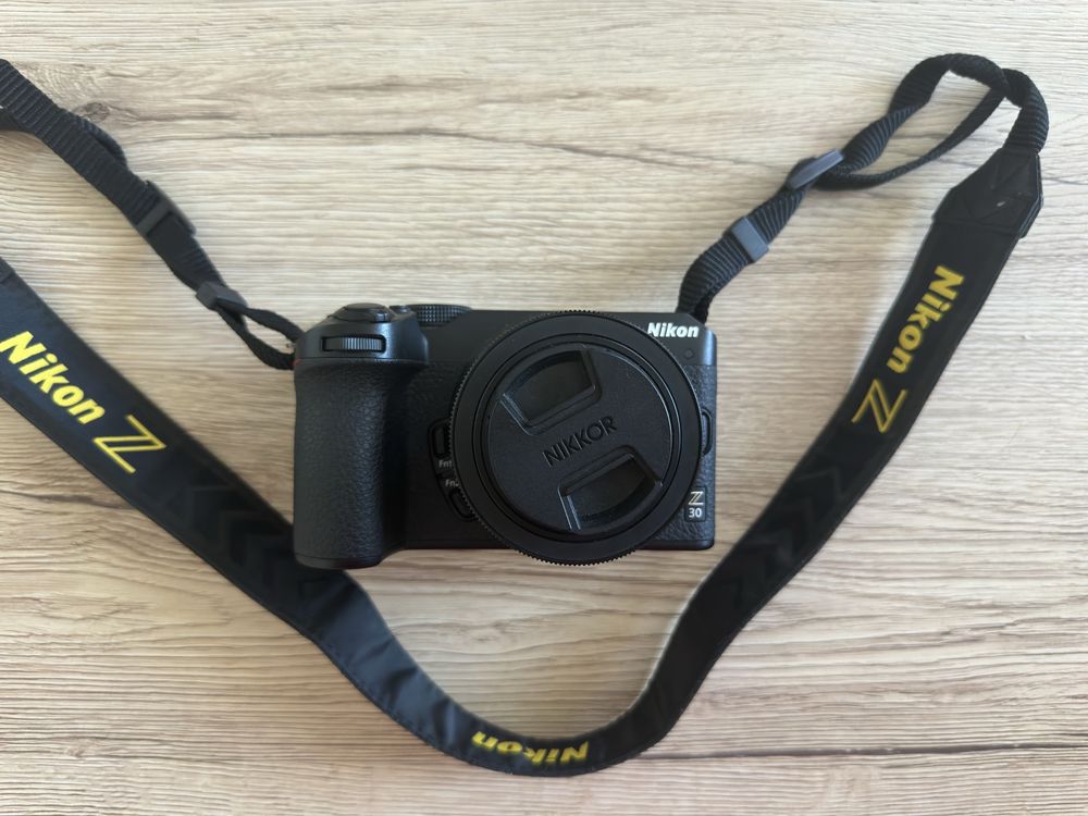 Nikon Z30 + 16-50 F