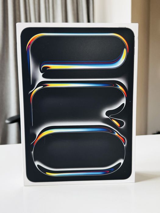 НОВ! Ipad Pro 11-inch M5 256GB Black Гаранция 1 година