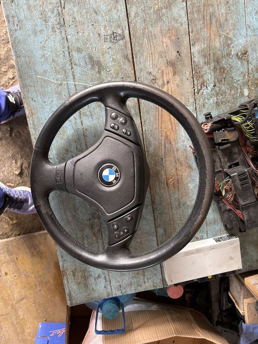 Интериор за бмв е46