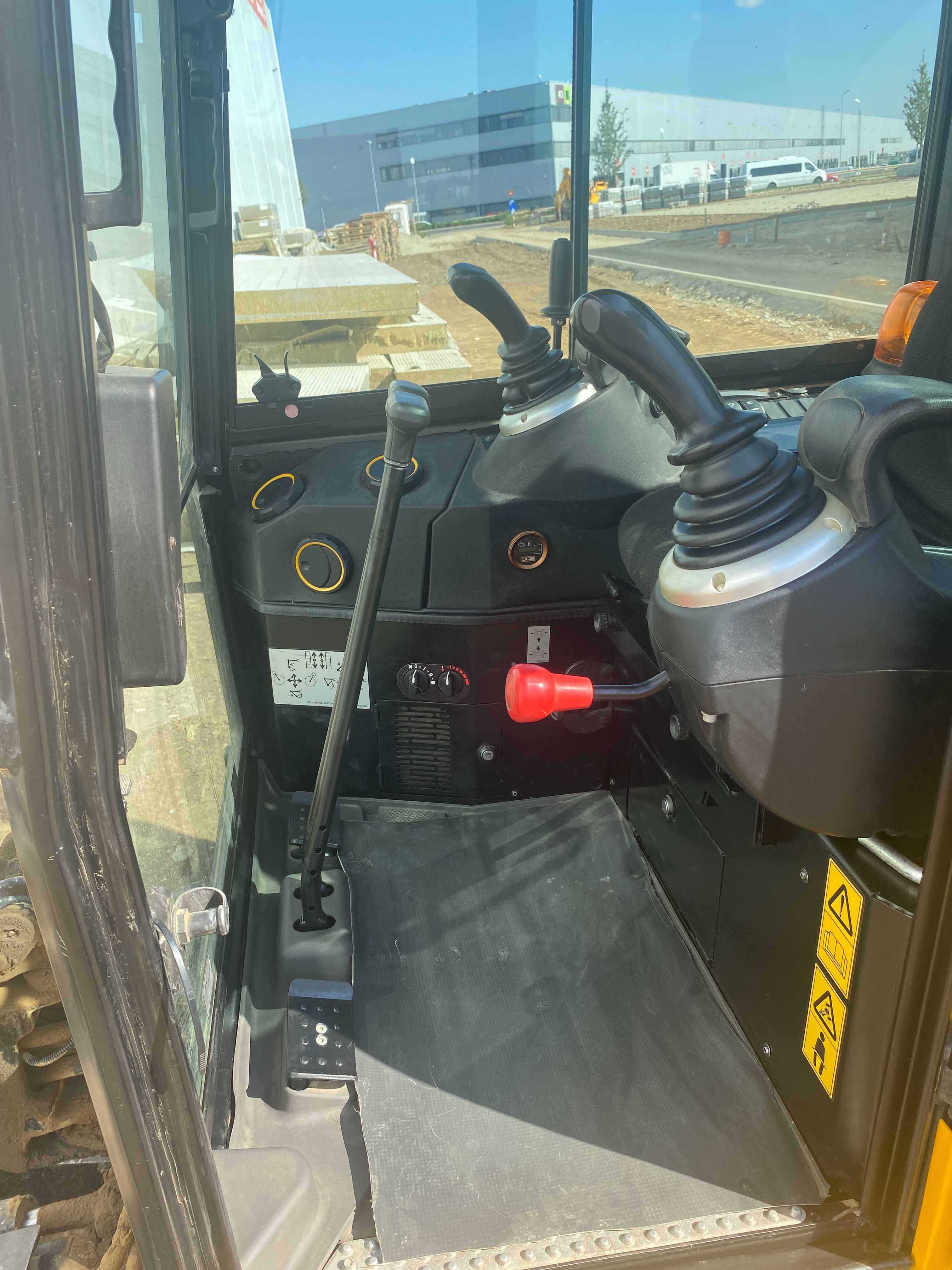 Vand Mini Excavator JCB 19C 2 Tone an 2019