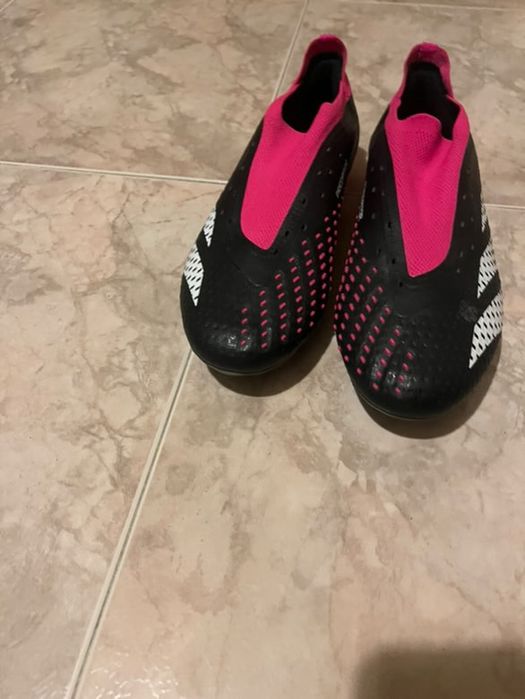 Adidas predator
