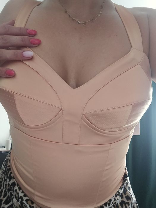 Corset murmur, 42 echivalentul cupei 80B făcut pe comanda doar probat