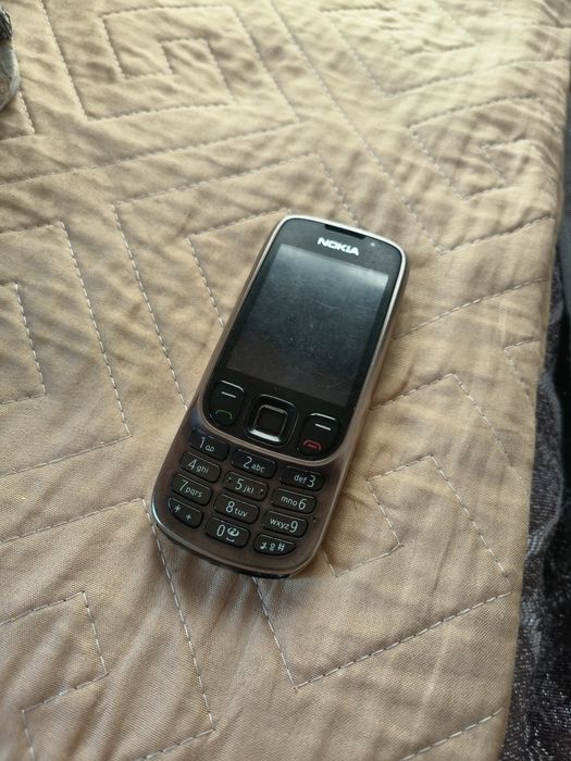 Nokia 6303 в хорошем состояние