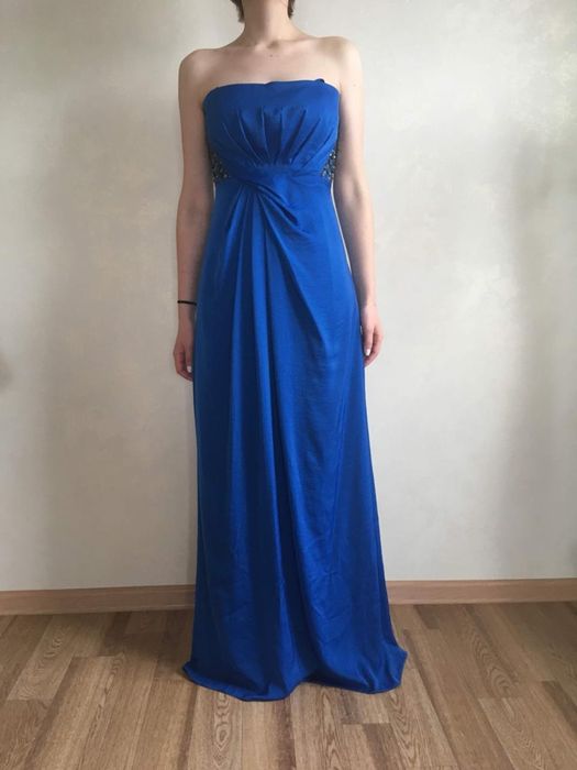 Платье выходное новое