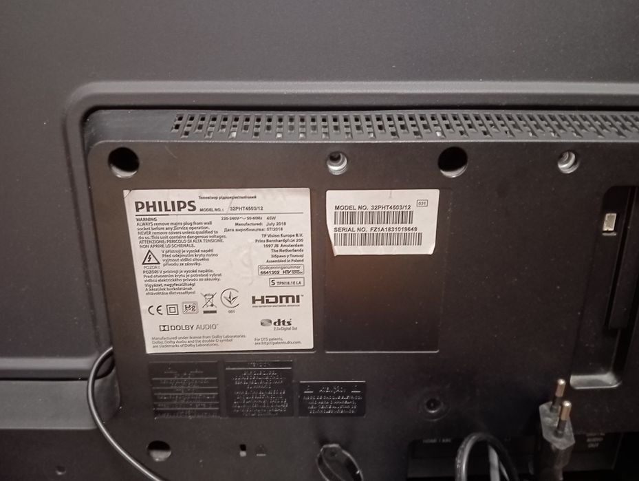 Televizor Philips 80 cm cu telecomandă HD