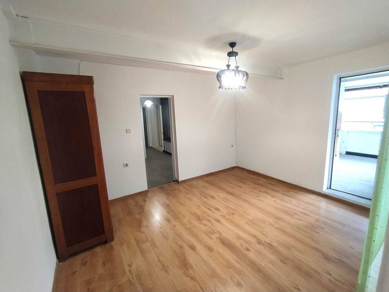 Продава се Двустаен апартамент в Стара Загора, Център - 76 кв.м за 856 €/кв.м - Снимка #9