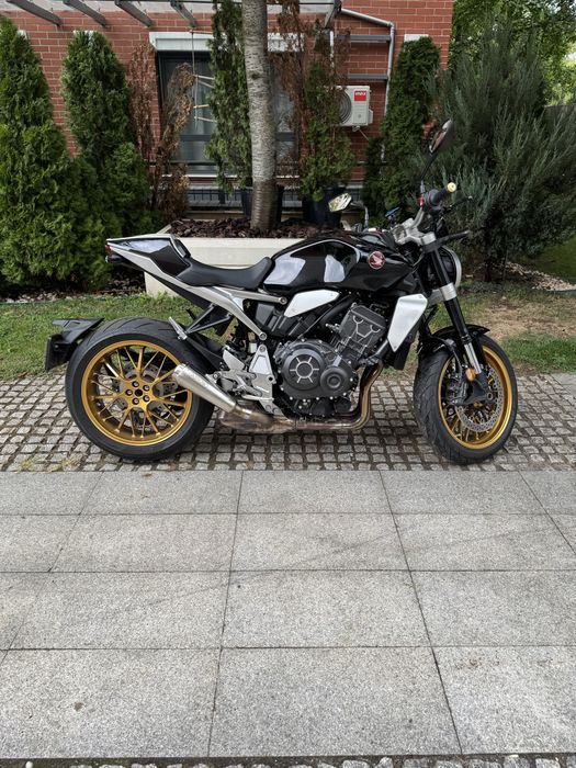 Honda CB1000R 03.2023 5000 km in garantie pana in 2027