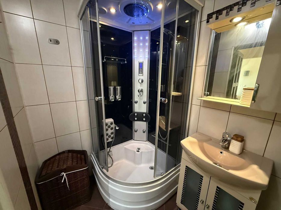 Дава се под наем Двустаен апартамент в Бургас, Сарафово - 65 кв.м за 433.5 € - Снимка #7