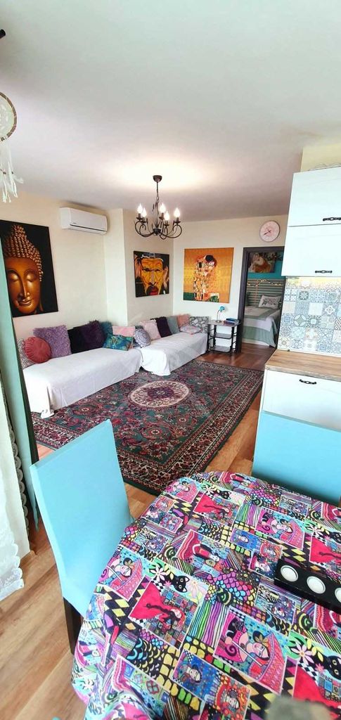 Продава се Етаж от къща в Свети Влас - 150 кв.м за 1167 €/кв.м - Снимка #2
