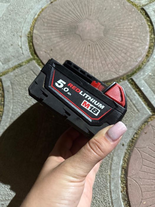 Acumulator milwaukee 5.0 ah 18v