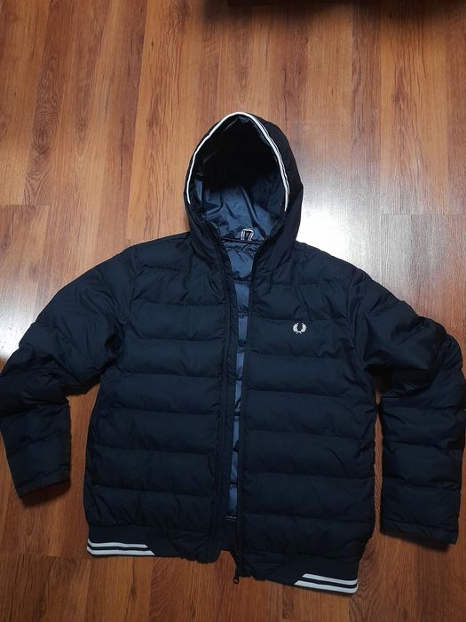 FRED PERRY  мъжко яке L размер.