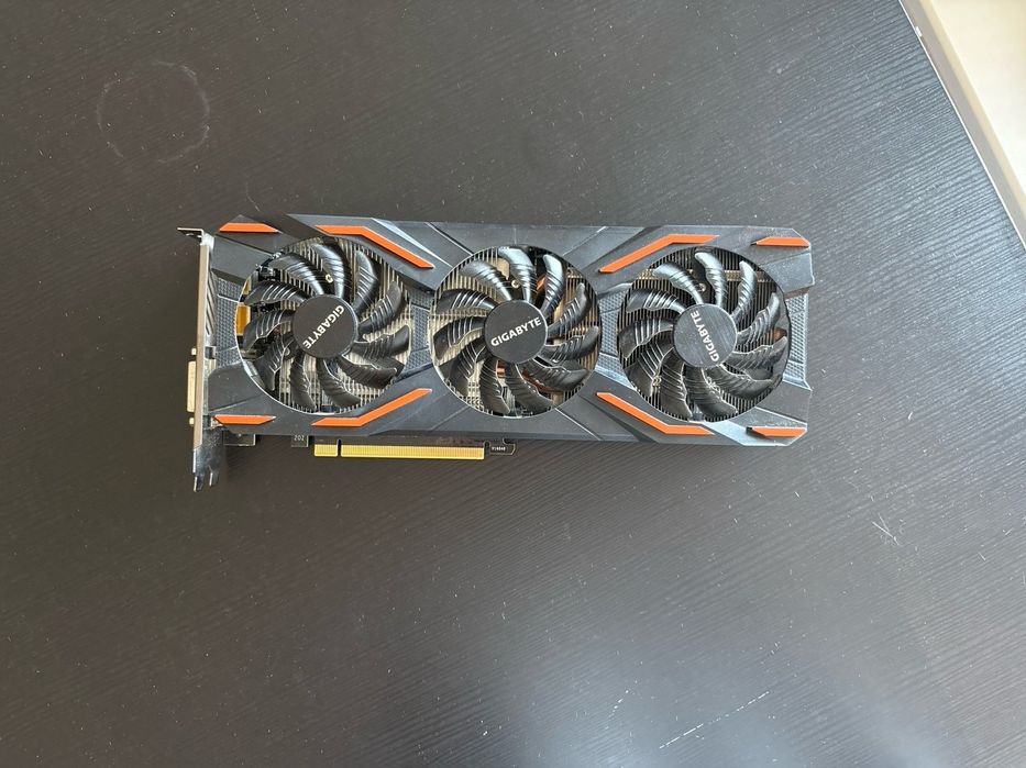 Gtx 1080 продам gigabite