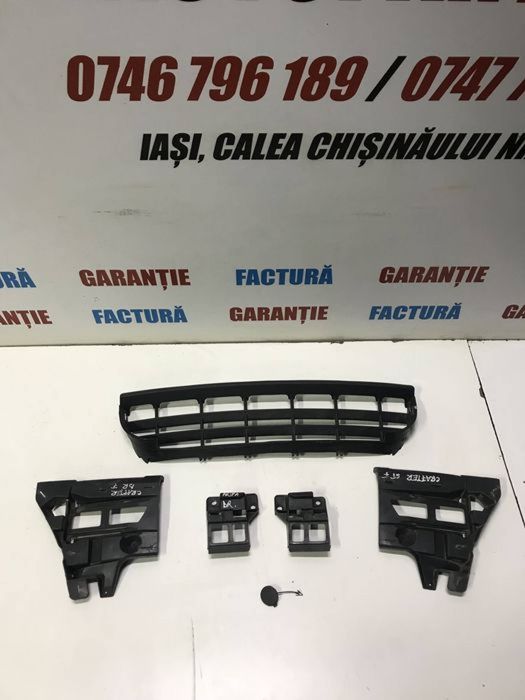 Grila suport capac cui carlig spoiler bara aripa fata VW Crafter 2009