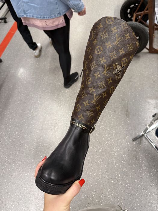 Cizme de piele cu fermoar Luis Vuitton