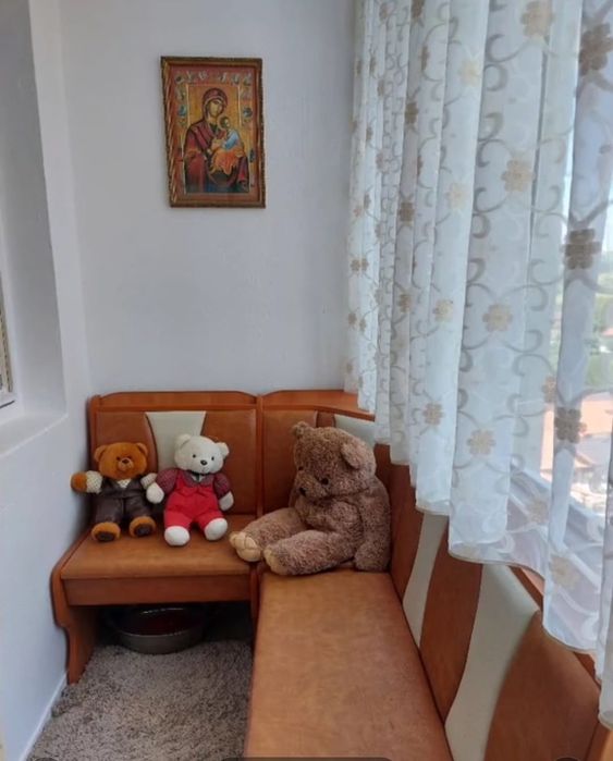 Vând garsonieră în Tudor Vladimirescu bloc B turn etaj 6