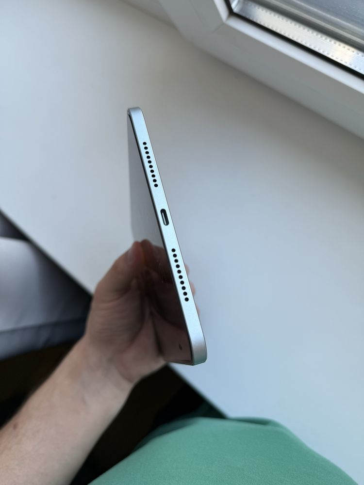 Продам ipad mini 7 128 новый без сим