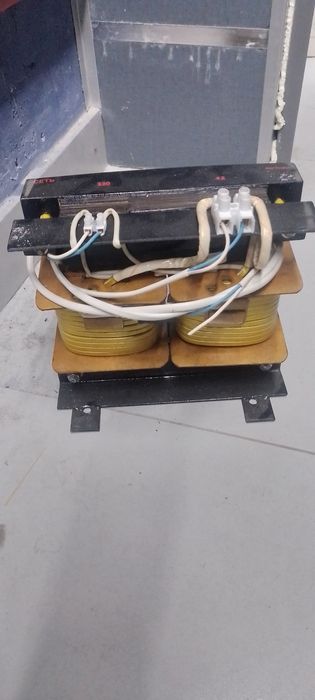 Трансфарматор мини 220v 42 v
