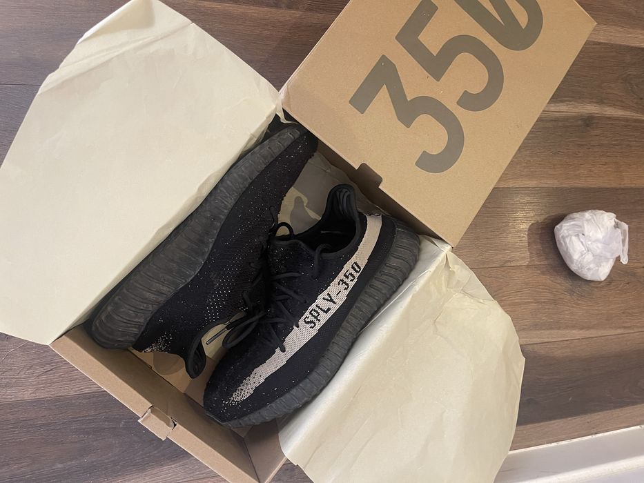 Adidas Yeezy Boost 350 Oreo