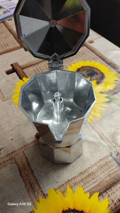 Vând ibric de cafea