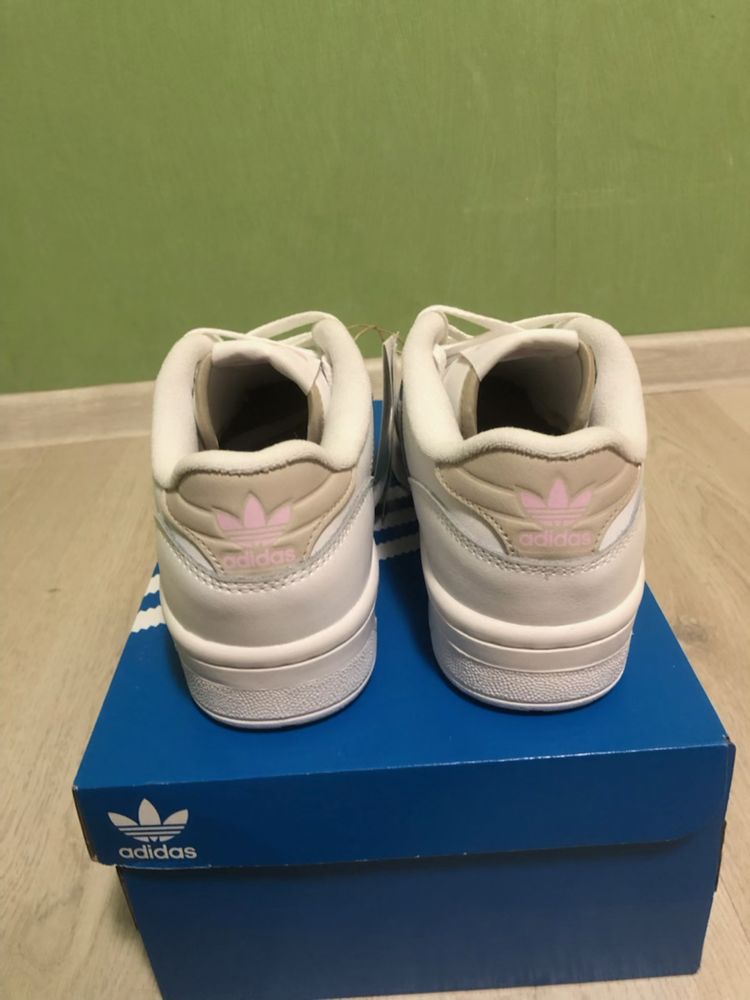 Adidas Rivalry Low W / Дамски 38, 2/3