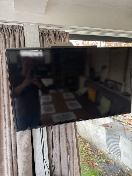 Телевизор SAMSUNG 40 инча