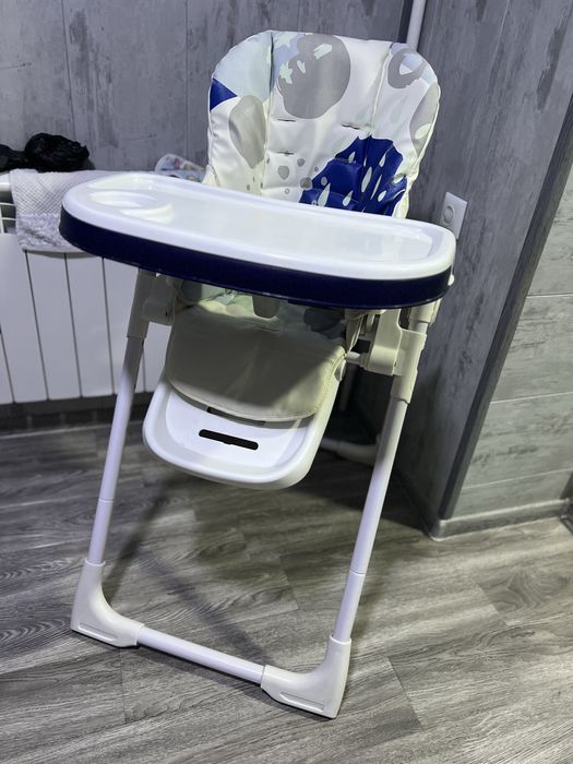 Стульчик для кормления в отличном состоянии