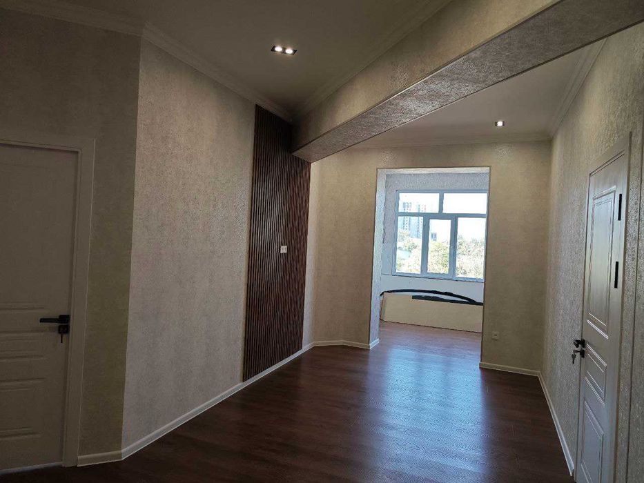 СРОЧНО !! Продается квартира в Яшнабаде 3/3/8 (71 кв/м ) ЖК Azia House