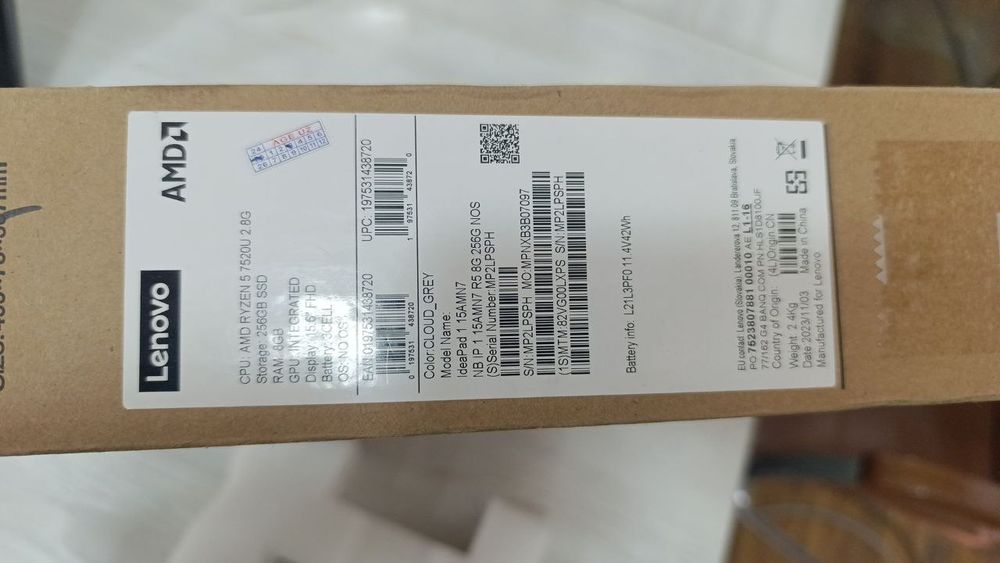 Lenova ноутбук янги