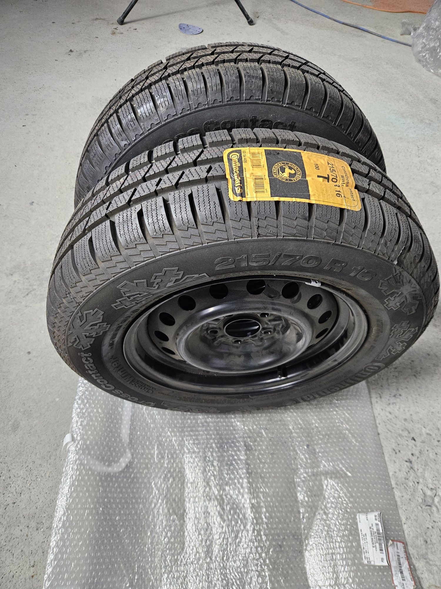 Continental Conti CrossContact Winter215/70/16