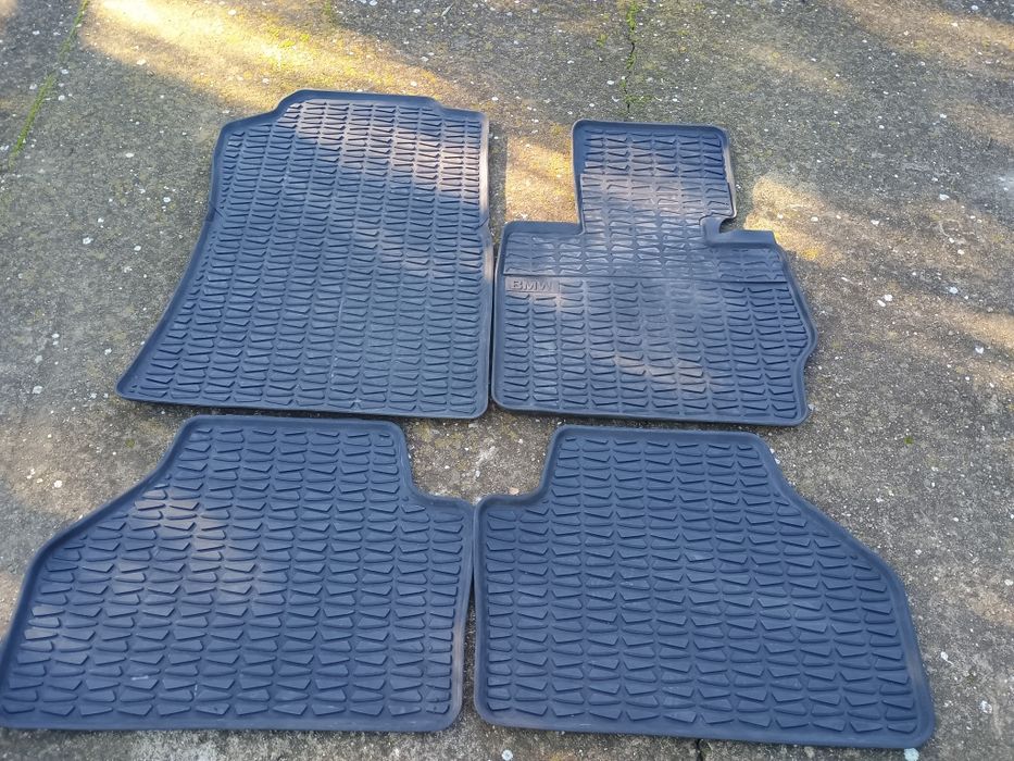 Covorașe/Tăviță portbagaj cauciuc originale BMW