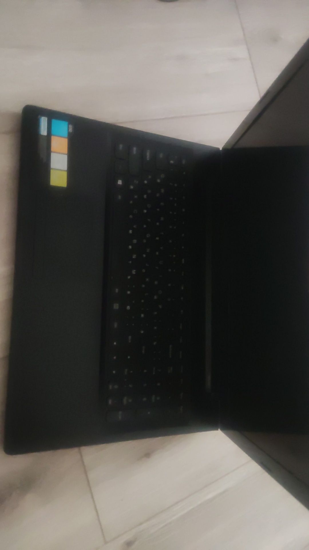 Ноутбук Lenovo продам