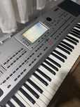 Vând Korg PA80+Set populară+Card Memorie