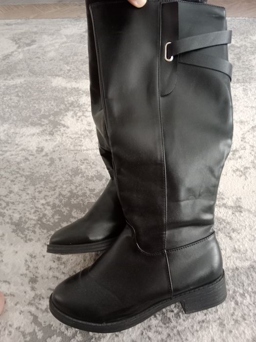 Продам осенние сапожки