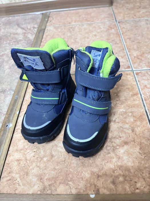 Детские куртки, обувь