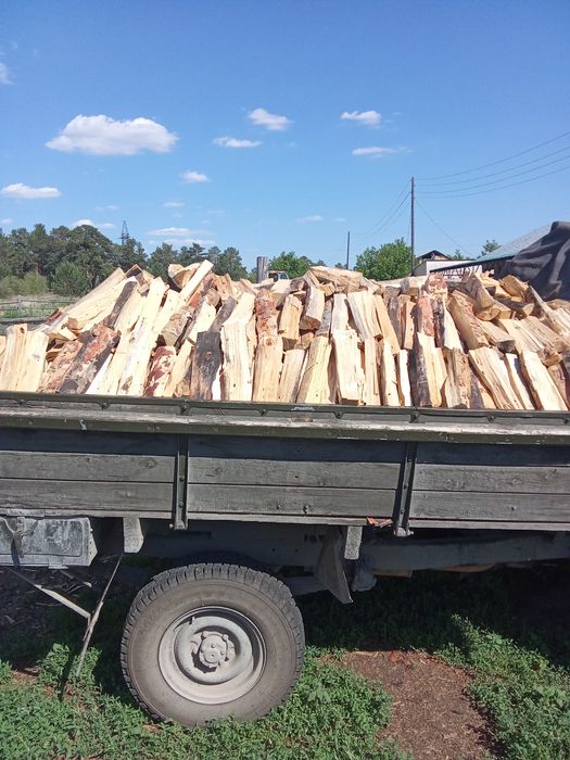 Продам дрова сухие сосновые чурки, швырок, рубленые.