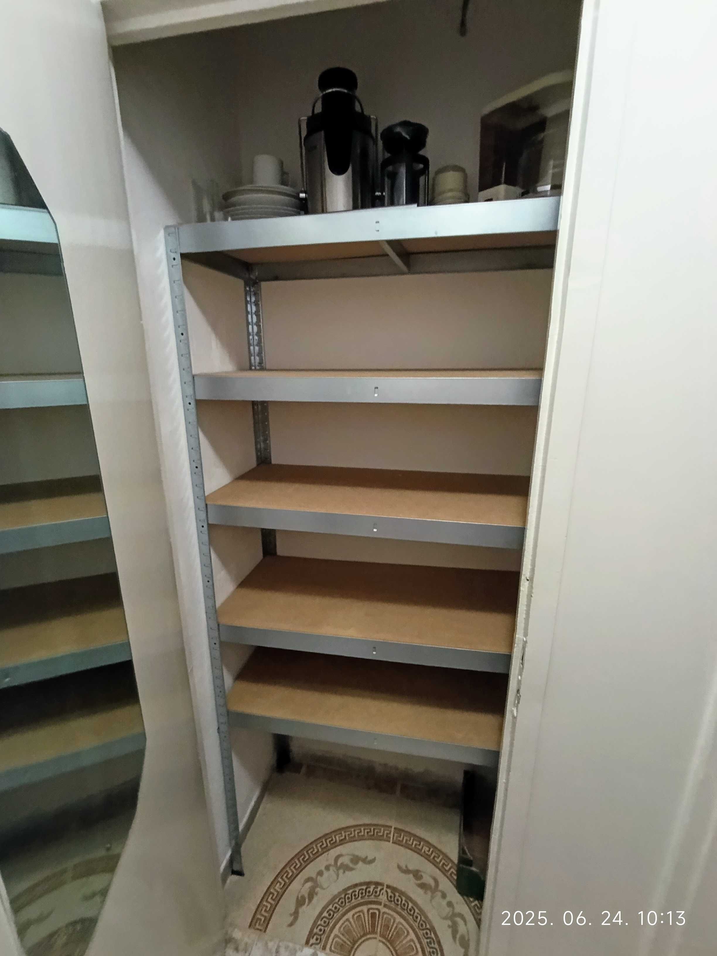Închiriez apartament cu 3 camere ~ zona DACIA