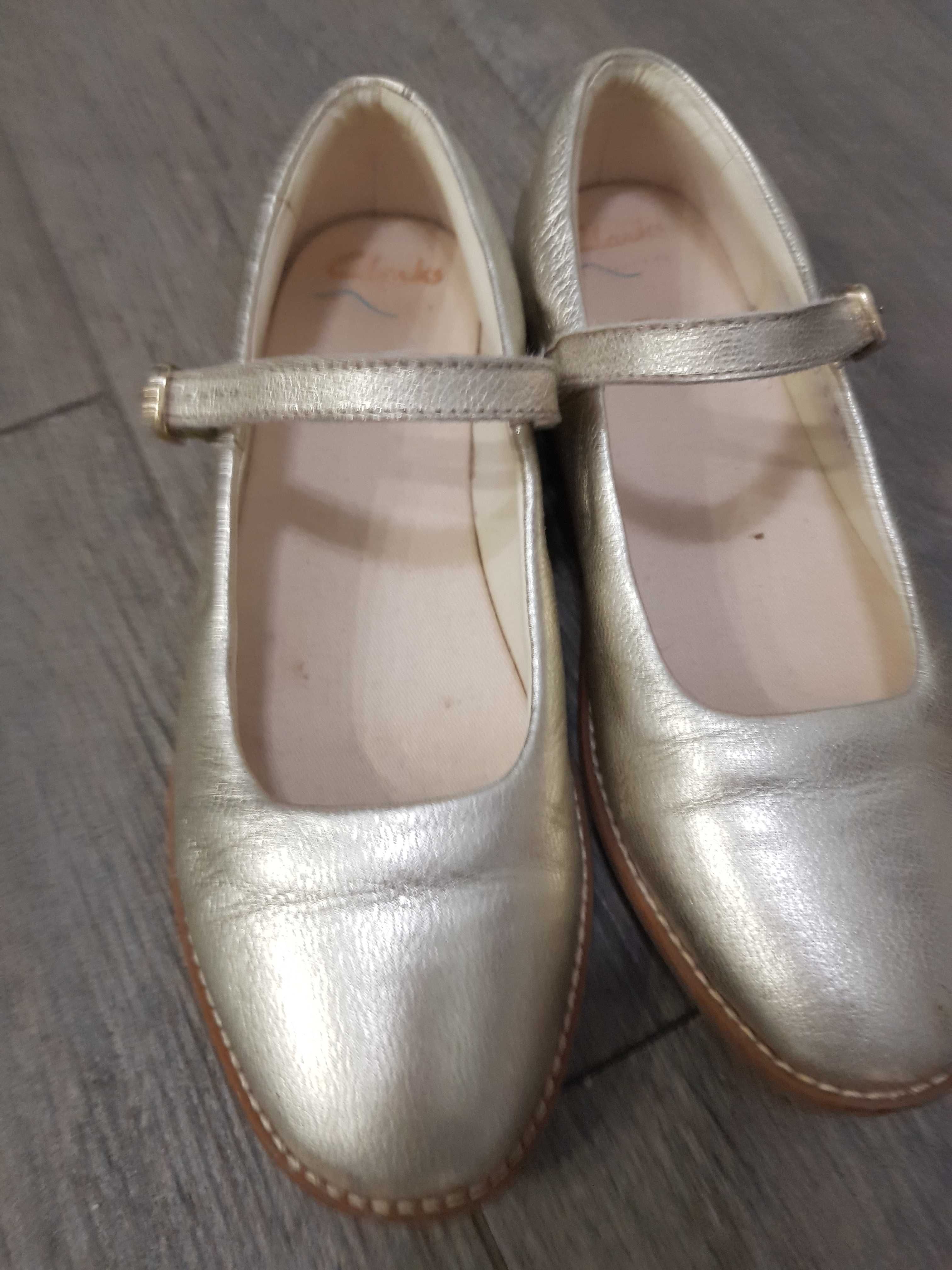 Маркови обувки за 6-7г момиче - Clarks, Skechers, High Colorado, LOTTO