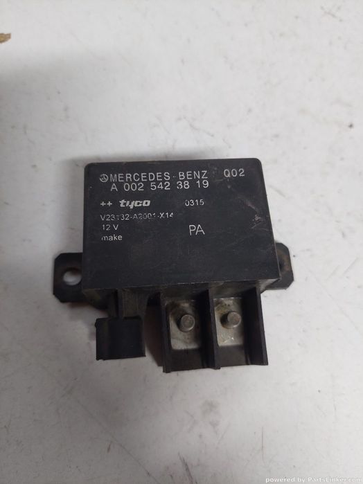 Releu baterie MERCEDES-BENZ E-CLASS (W211) [ 2002 - 2009 ] OEM A0025423819