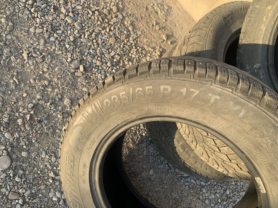 Зимный балон ,235/65 R17 , в харошем состаяние