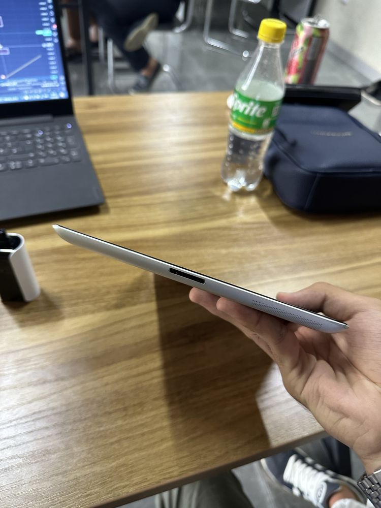 iPad 3 sotiladi xolati yaxshi