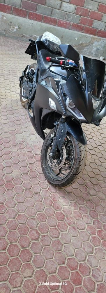 Yamaha R3 электробайк