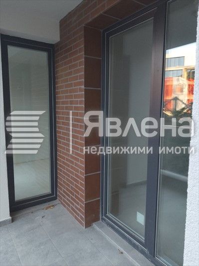 Продава се Тристаен апартамент в Бургас, Център - 118 кв.м за 2628 €/кв.м - Снимка #4