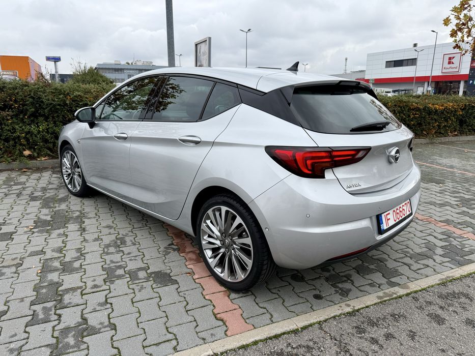 Opel Astra K 2020/Interior OPC/Sistem audio BOSE