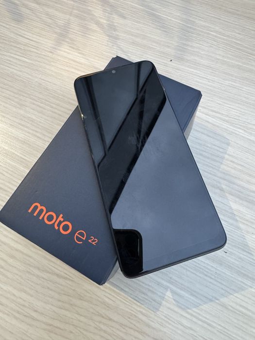 Motorola E22 nou in garantie