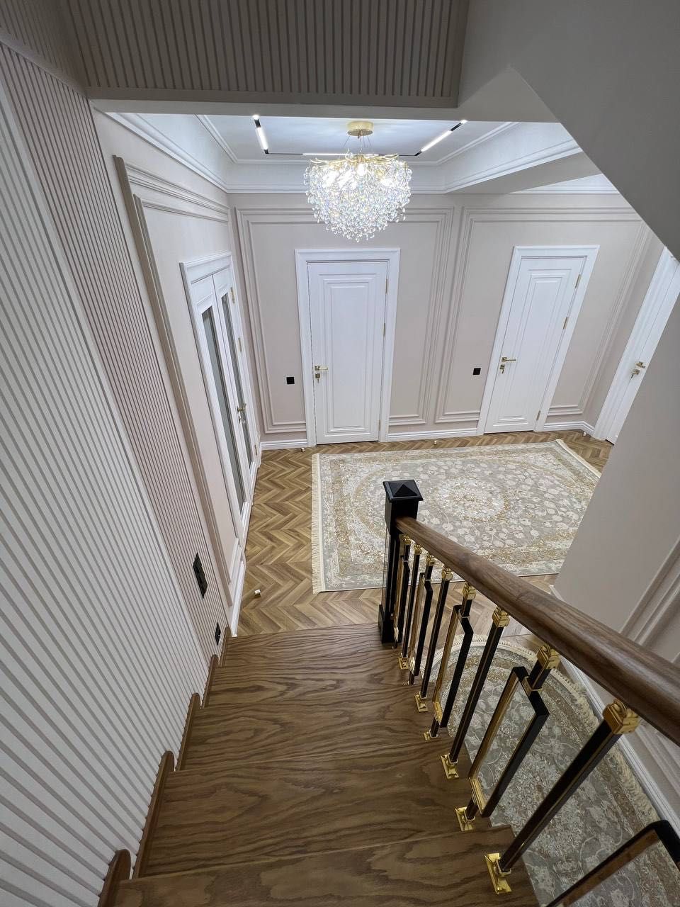 Продается 6 комнатная квартира В ЖК Parisien Яккасарайском районе