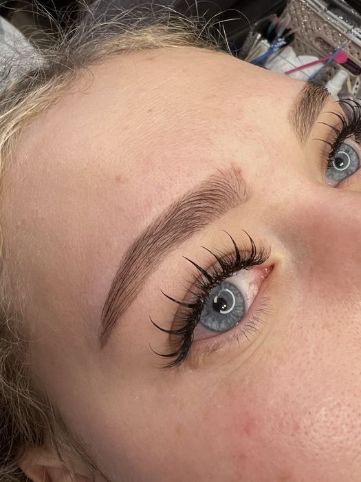 Окрашивание, ламинирование и коррекция бровей