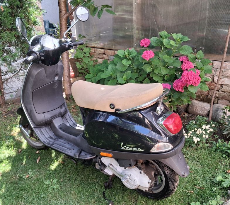 Piaggio Vespa LX 50